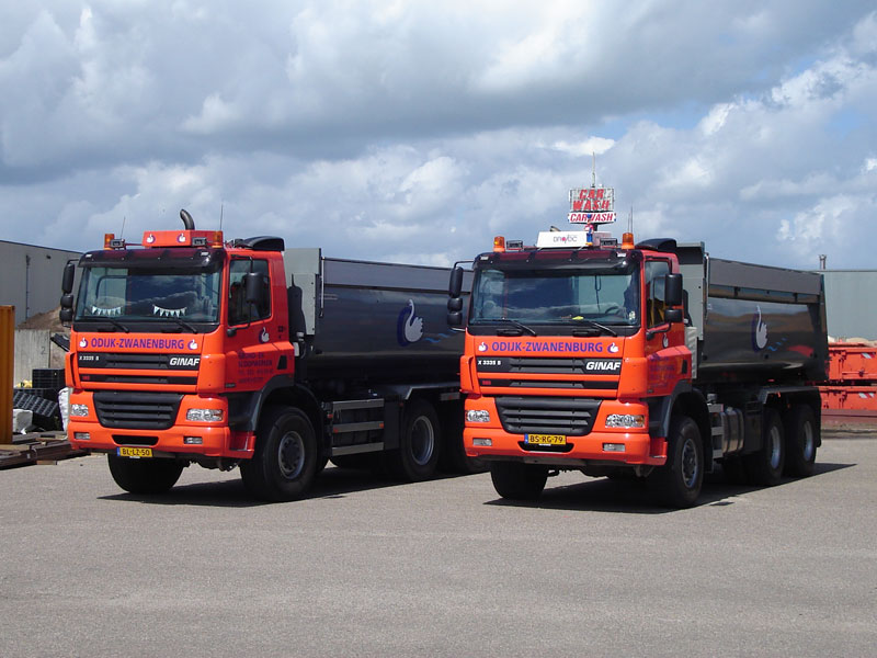 Vrachtwagen Ginaf 6x6 w.s. met 16 m³ bak, incl. containersysteem met diverse containerbakken van 10-30 m³ & autolaadkraan